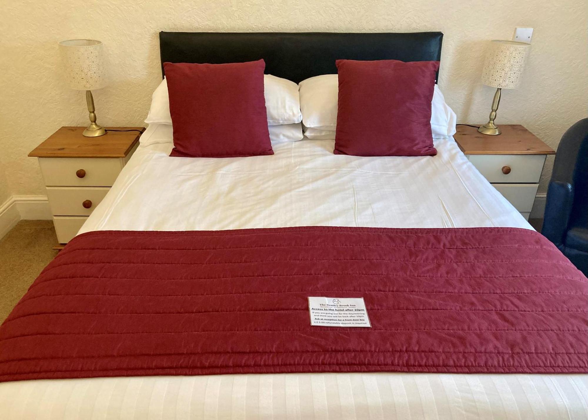 אשבורן The Bentley Brook Inn מראה חיצוני תמונה