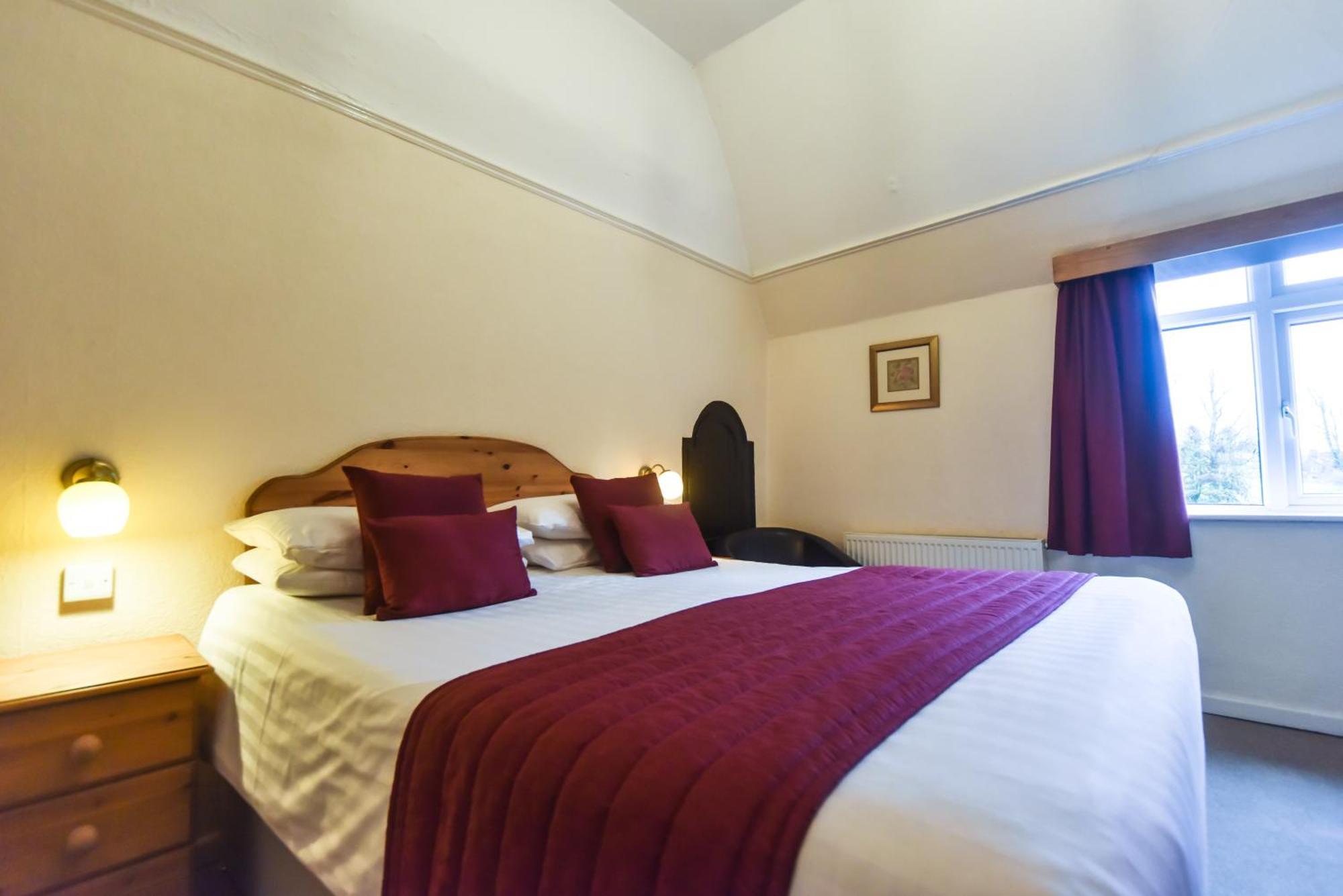 אשבורן The Bentley Brook Inn מראה חיצוני תמונה